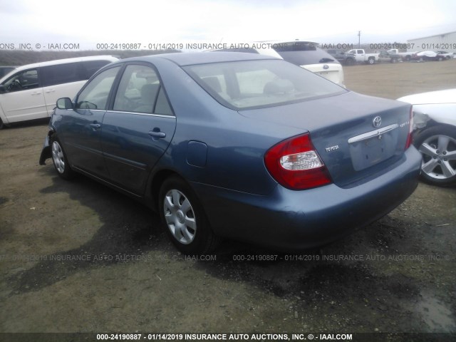 4T1BE32K03U215929 - 2003 TOYOTA CAMRY LE/XLE/SE BLUE photo 3