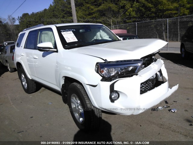 JTEBU5JR7J5580399 - 2018 TOYOTA 4RUNNER SR5 PREM/LTDL/TRAIL/TRD WHITE photo 1