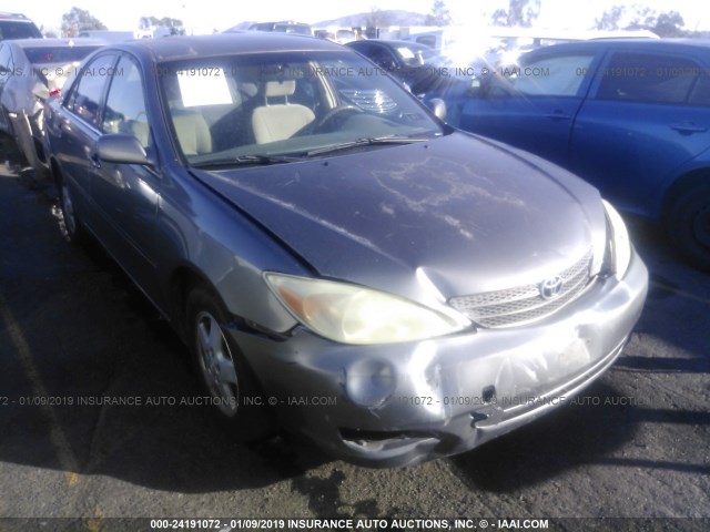 JTDBE32K030141164 - 2003 TOYOTA CAMRY LE/XLE GRAY photo 1