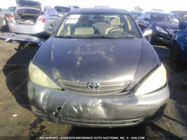 JTDBE32K030141164 - 2003 TOYOTA CAMRY LE/XLE GRAY photo 6