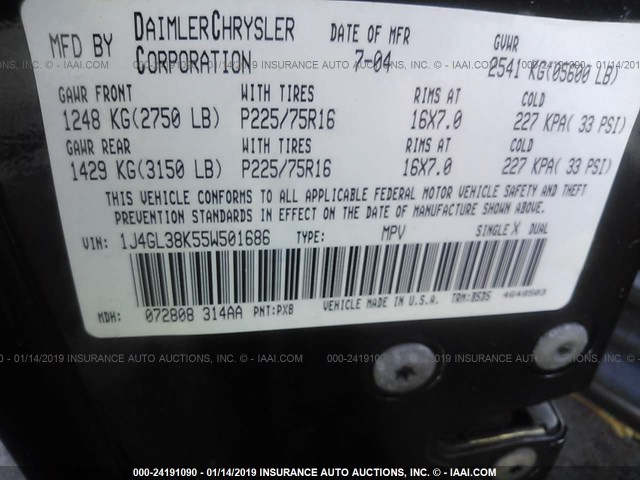 1J4GL38K55W501686 - 2005 JEEP LIBERTY RENEGADE BLACK photo 9