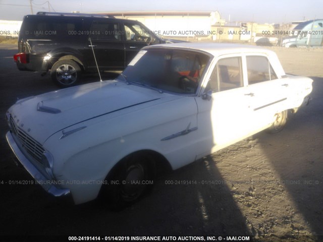 3R02U144229 - 1963 FORD FALCON WHITE photo 2