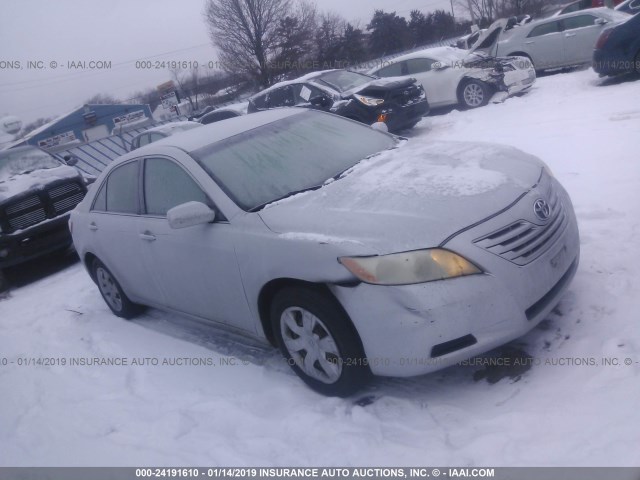 4T1BE46K17U629470 - 2007 TOYOTA CAMRY NEW GENERAT CE/LE/XLE/SE SILVER photo 1