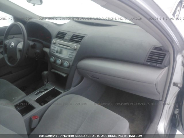 4T1BE46K17U629470 - 2007 TOYOTA CAMRY NEW GENERAT CE/LE/XLE/SE SILVER photo 5