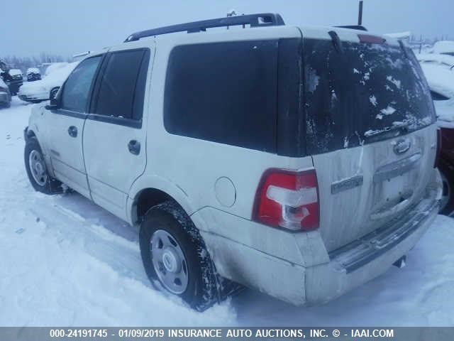 1FMFU16568LA51306 - 2008 FORD EXPEDITION XLT WHITE photo 3