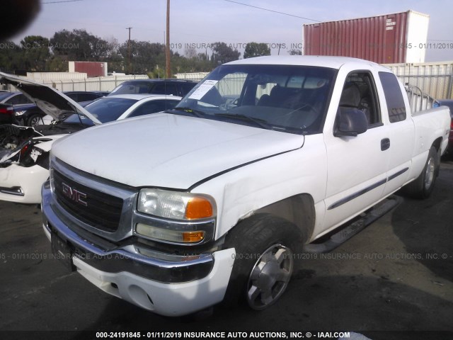 2GTEK19B851184304 - 2005 GMC NEW SIERRA K1500 WHITE photo 2