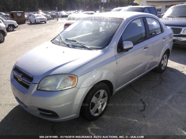 KL1TD5DE8AB086448 - 2010 CHEVROLET AVEO LS/LT SILVER photo 2
