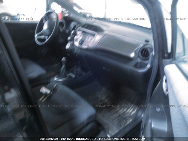 JHMGE87269S038581 - 2009 HONDA FIT BLACK photo 5