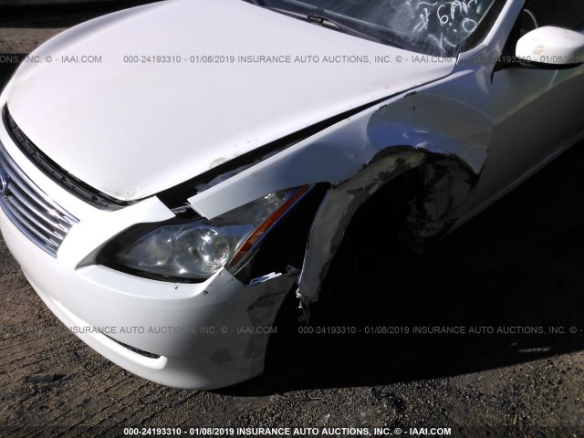 JNKCV64F89M650425 - 2009 INFINITI G37 WHITE photo 6