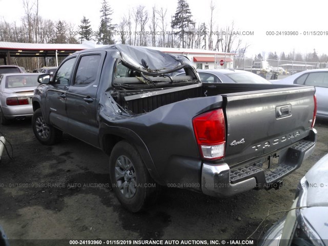 3TMCZ5AN1GM006049 - 2016 TOYOTA TACOMA DBL CAB/SR/SR5/TRD SPT/OR GRAY photo 3