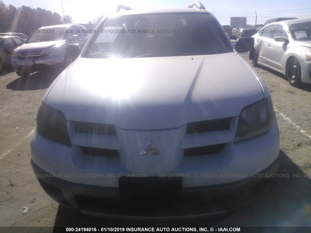 JA4LZ31F24U006348 - 2004 MITSUBISHI OUTLANDER LS WHITE photo 6