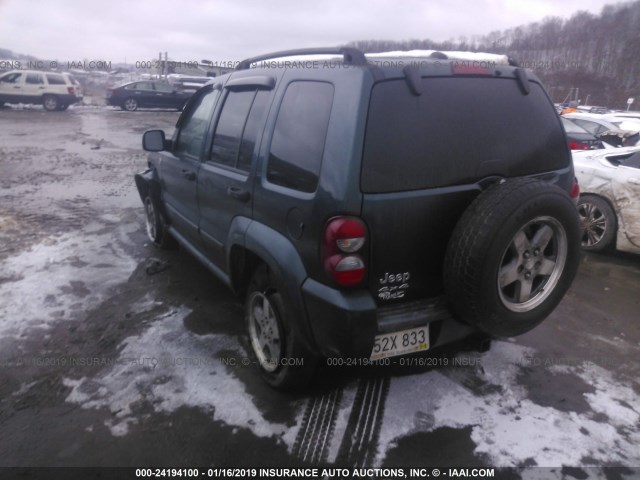 1J8GL38K75W645478 - 2005 JEEP LIBERTY RENEGADE GREEN photo 3