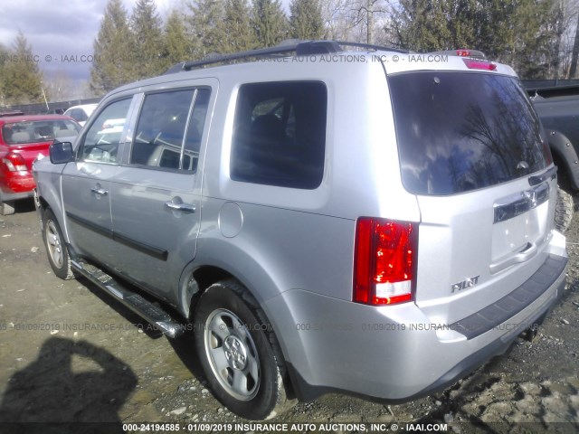 5FNYF4H27CB012859 - 2012 HONDA PILOT LX SILVER photo 3