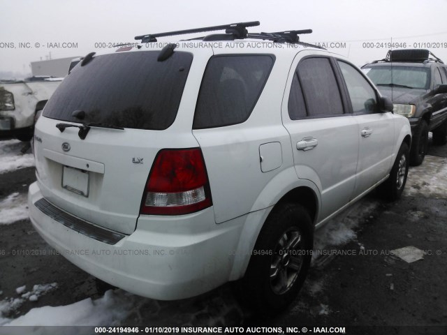 KNDJC733X45184009 - 2004 KIA SORENTO EX/LX WHITE photo 4