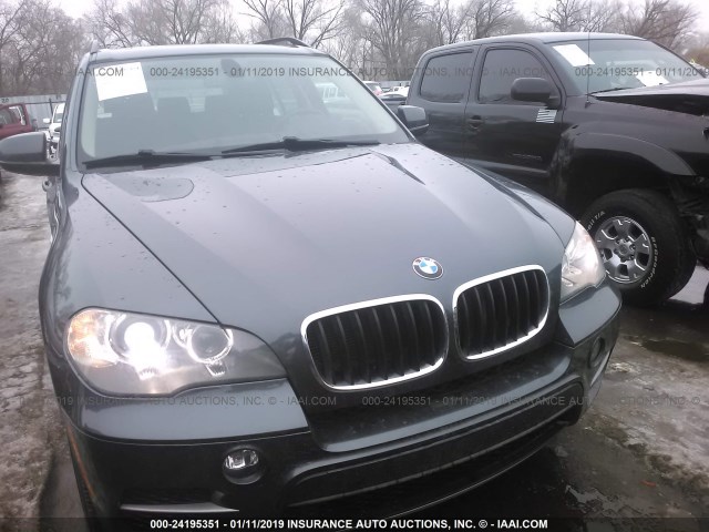 5UXZV4C57CL991383 - 2012 BMW X5 XDRIVE35I GRAY photo 6