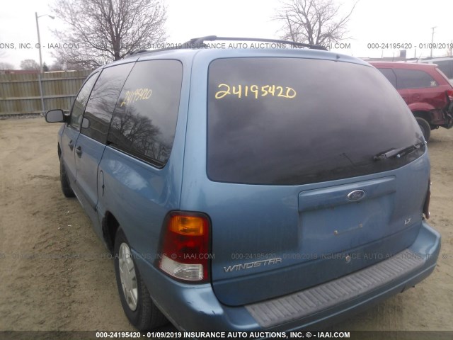 2FMZA51482BB57422 - 2002 FORD WINDSTAR LX BLUE photo 3