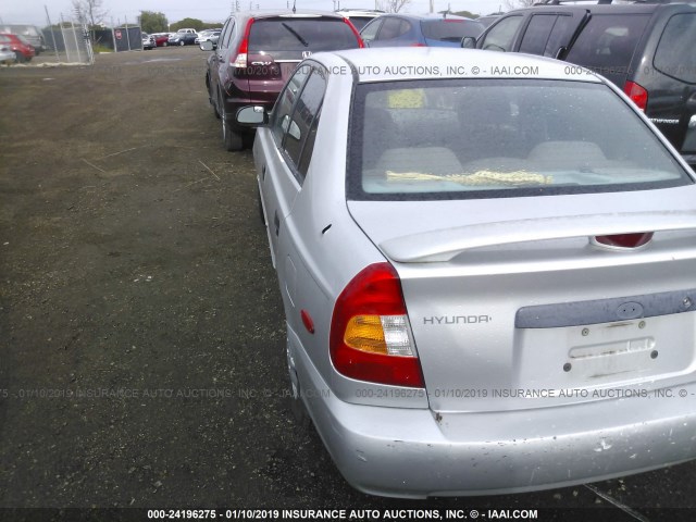 KMHCG45C31U175691 - 2001 HYUNDAI ACCENT GL SILVER photo 3