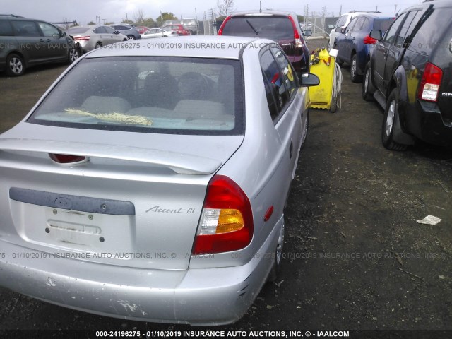 KMHCG45C31U175691 - 2001 HYUNDAI ACCENT GL SILVER photo 4