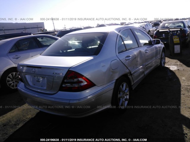 WDBRF92H47F922662 - 2007 MERCEDES-BENZ C 280 4MATIC SILVER photo 4