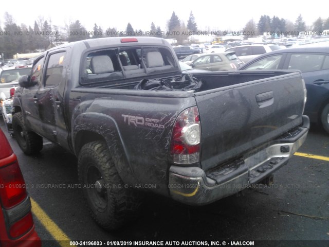 3TMLU4EN6DM118358 - 2013 TOYOTA TACOMA DOUBLE CAB GRAY photo 3