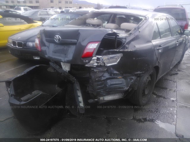 4T4BE46K98R041369 - 2008 TOYOTA CAMRY CE/LE/XLE/SE 灰色 照片 4