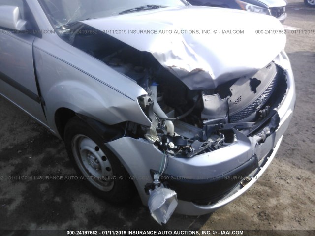 KNADE223096463141 - 2009 KIA RIO LX/SX SILVER photo 6