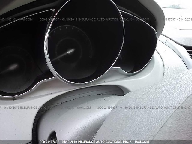 1G1ZA5E08CF281436 - 2012 CHEVROLET MALIBU LS SILVER photo 7