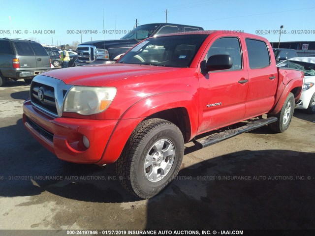 5TELU42N36Z145138 - 2006 TOYOTA TACOMA DOUBLE CAB RED photo 2