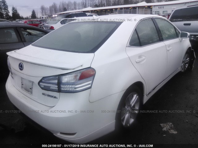 JTHBB1BA0A2006058 - 2010 LEXUS HS 250H WHITE photo 4