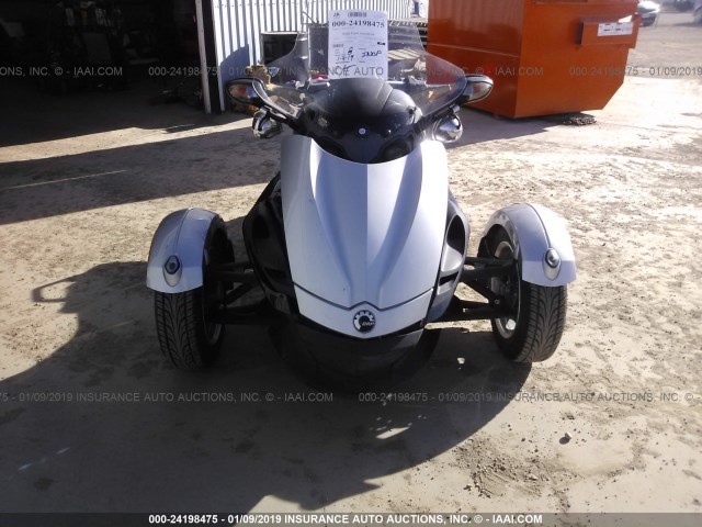 2BXJAWA189V000480 - 2009 CAN-AM SPYDER ROADSTER RS GRAY photo 5