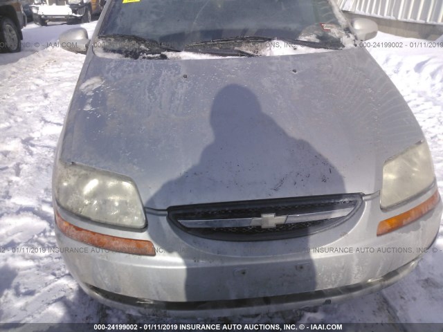 KL1TJ62684B240929 - 2004 CHEVROLET AVEO LS SILVER photo 6
