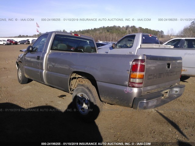 1GCEC14V62Z339918 - 2002 CHEVROLET SILVERADO C1500 GRAY photo 3