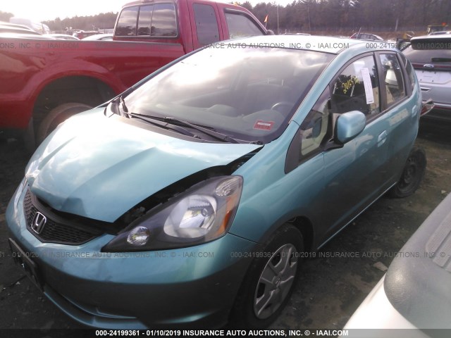 JHMGE8G33DC045841 - 2013 HONDA FIT GREEN photo 2