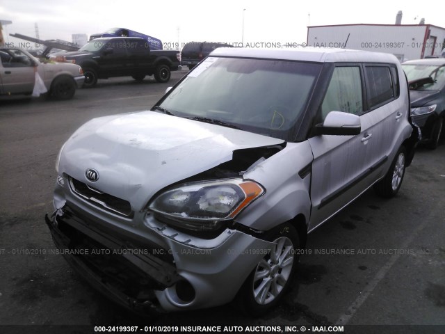 KNDJT2A66D7761221 - 2013 KIA SOUL +/!/SPORT SILVER photo 2