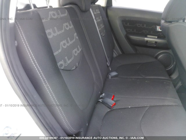 KNDJT2A66D7761221 - 2013 KIA SOUL +/!/SPORT SILVER photo 8