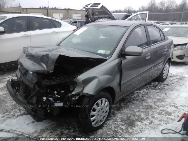 KNADH4A38A6637773 - 2010 KIA RIO LX/SX GRAY photo 2