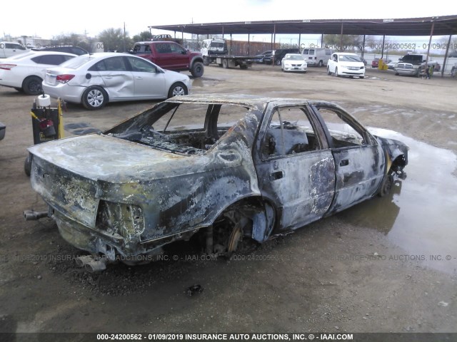 AZ371593 - 2003 CADILLAC SEVILLE STS BLACK photo 4