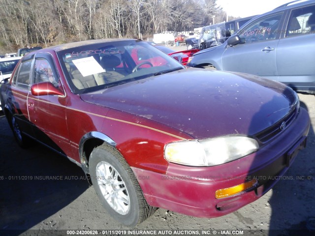 JT2BF12K6T0144273 - 1996 TOYOTA CAMRY LE/XLE/SE RED photo 1