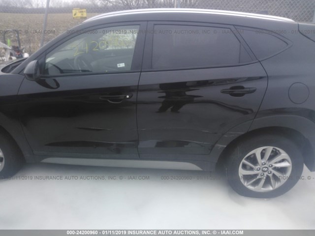 KM8J3CA46JU669877 - 2018 HYUNDAI TUCSON BLACK photo 6