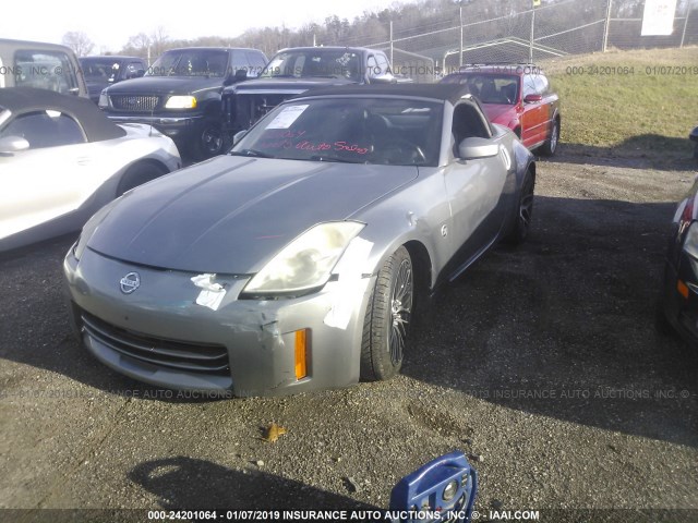 JN1AZ36A96M458541 - 2006 NISSAN 350Z ROADSTER GRAY photo 2