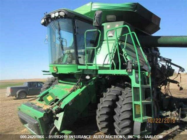 H09870S725121 - 2008 JOHN DEERE COMBINE 9870 STS  Unknown photo 2