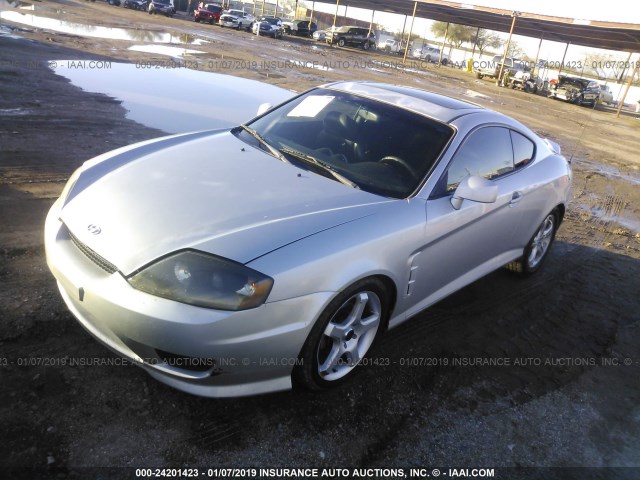 KMHHN65F25U158162 - 2005 HYUNDAI TIBURON GT SILVER photo 2