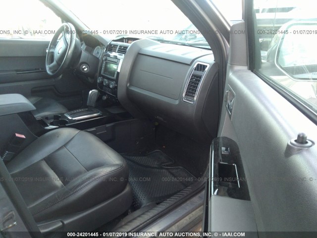 1FMCU94178KE73978 - 2008 FORD ESCAPE LIMITED GRAY photo 5