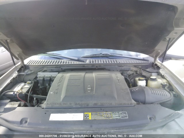 5LMFU27546LJ30004 - 2006 LINCOLN NAVIGATOR GOLD photo 10