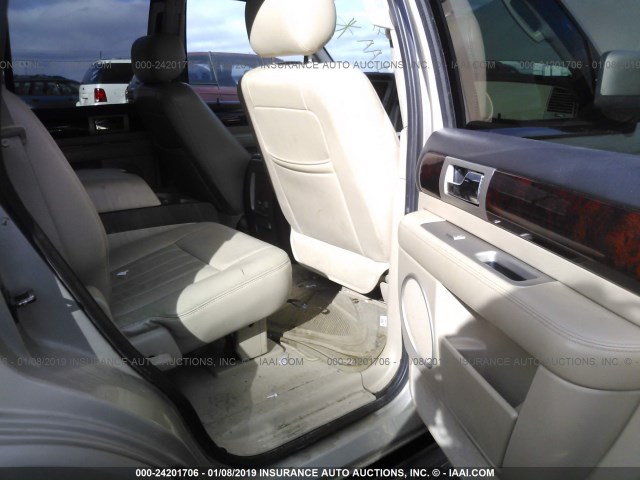 5LMFU27546LJ30004 - 2006 LINCOLN NAVIGATOR GOLD photo 8
