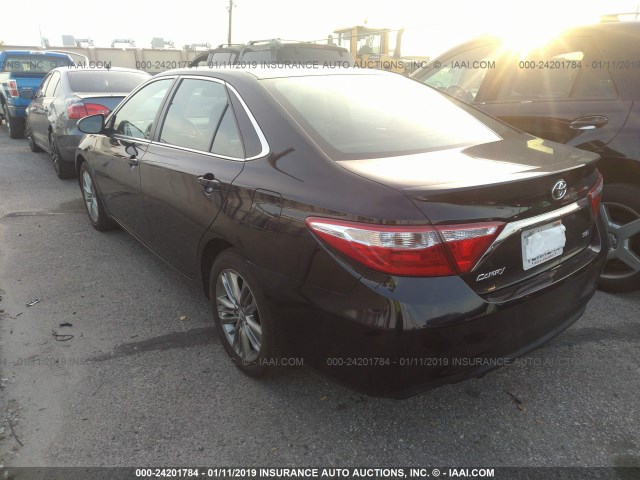 4T1BF1FK3FU066531 - 2015 TOYOTA CAMRY LE/XLE/SE/XSE BLACK photo 3