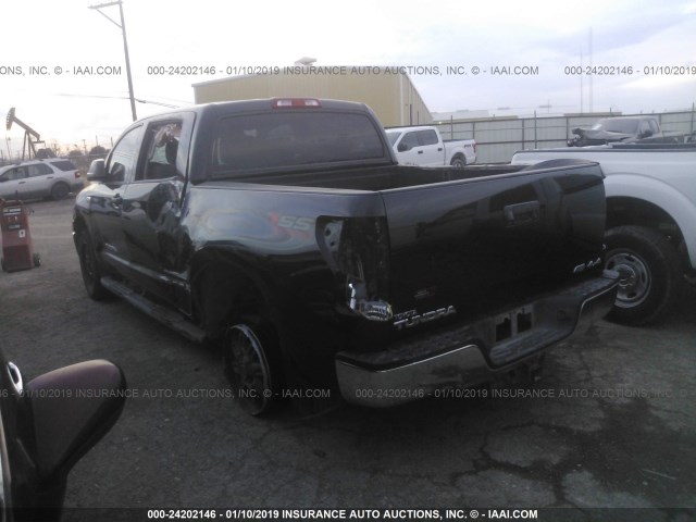 5TFDW5F17DX275861 - 2013 TOYOTA TUNDRA CREWMAX SR5 BLACK photo 3