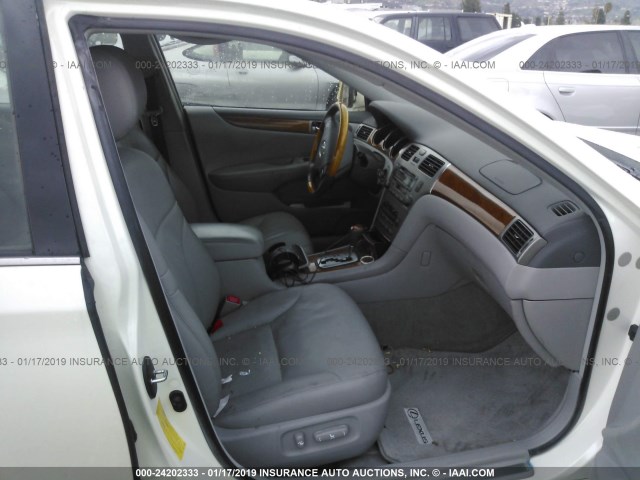 JTHBA30G465166701 - 2006 LEXUS ES 330 WHITE photo 5