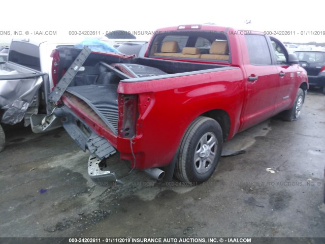 5TFEY5F10CX128777 - 2012 TOYOTA TUNDRA CREWMAX SR5 RED photo 4