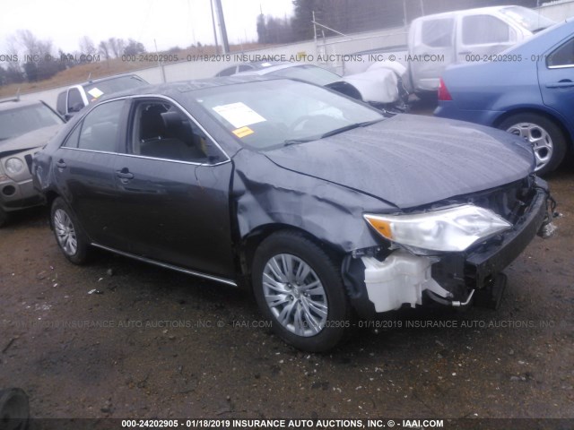 4T1BF1FK5EU393205 - 2014 TOYOTA CAMRY L/SE/LE/XLE 灰色 照片 1